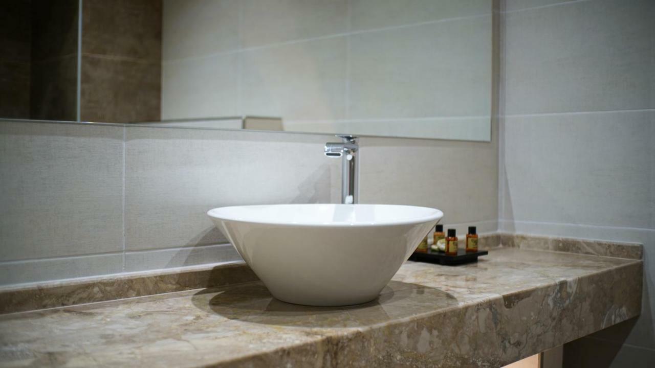 Agnes Deluxe Hotel Pefkochori Buitenkant foto