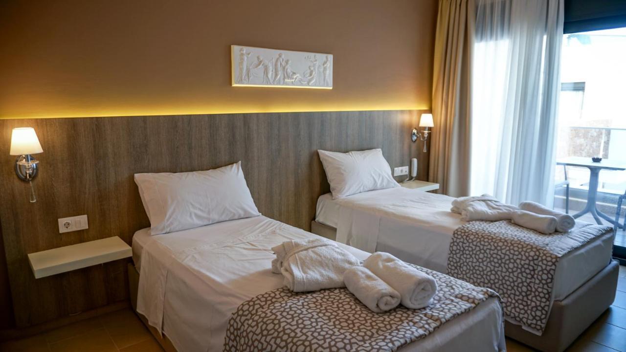 Agnes Deluxe Hotel Pefkochori Buitenkant foto