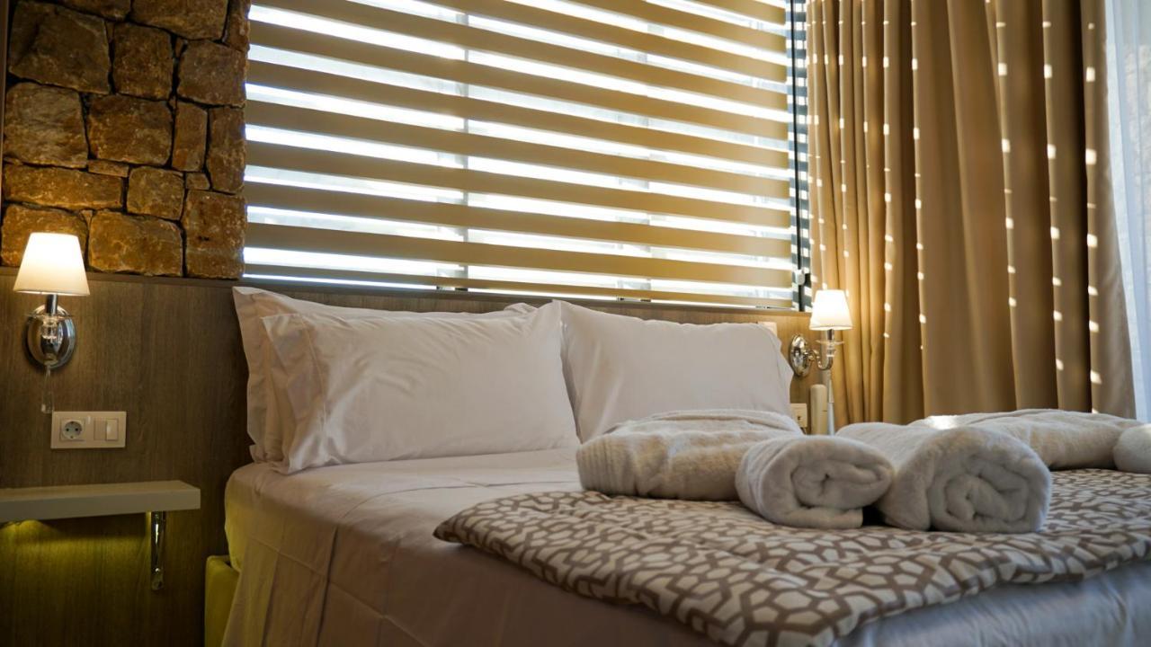 Agnes Deluxe Hotel Pefkochori Buitenkant foto
